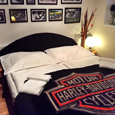 A-apartments Harley Style Πράγα